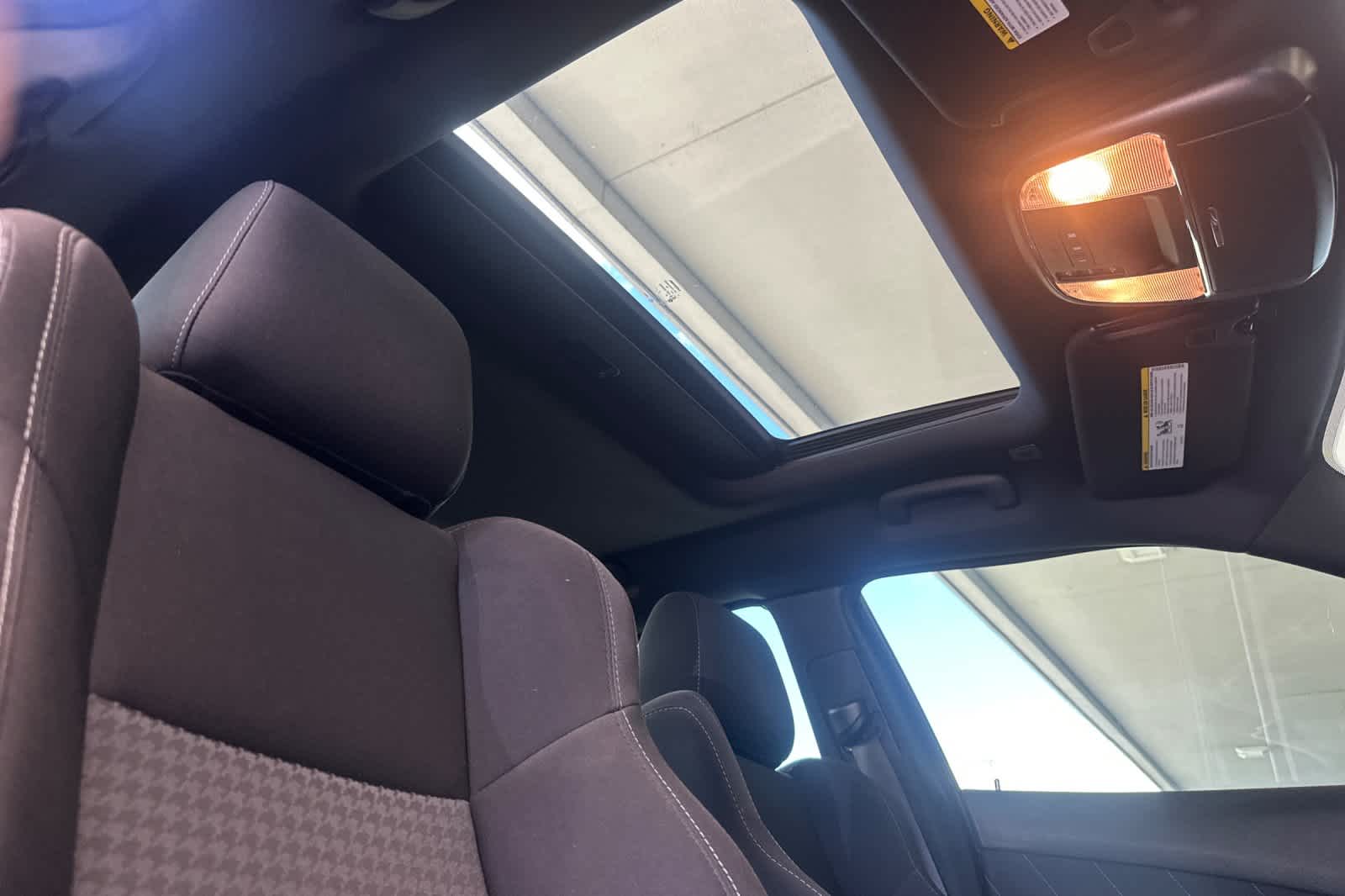Thumbnail: 2019 Dodge Charger - 16