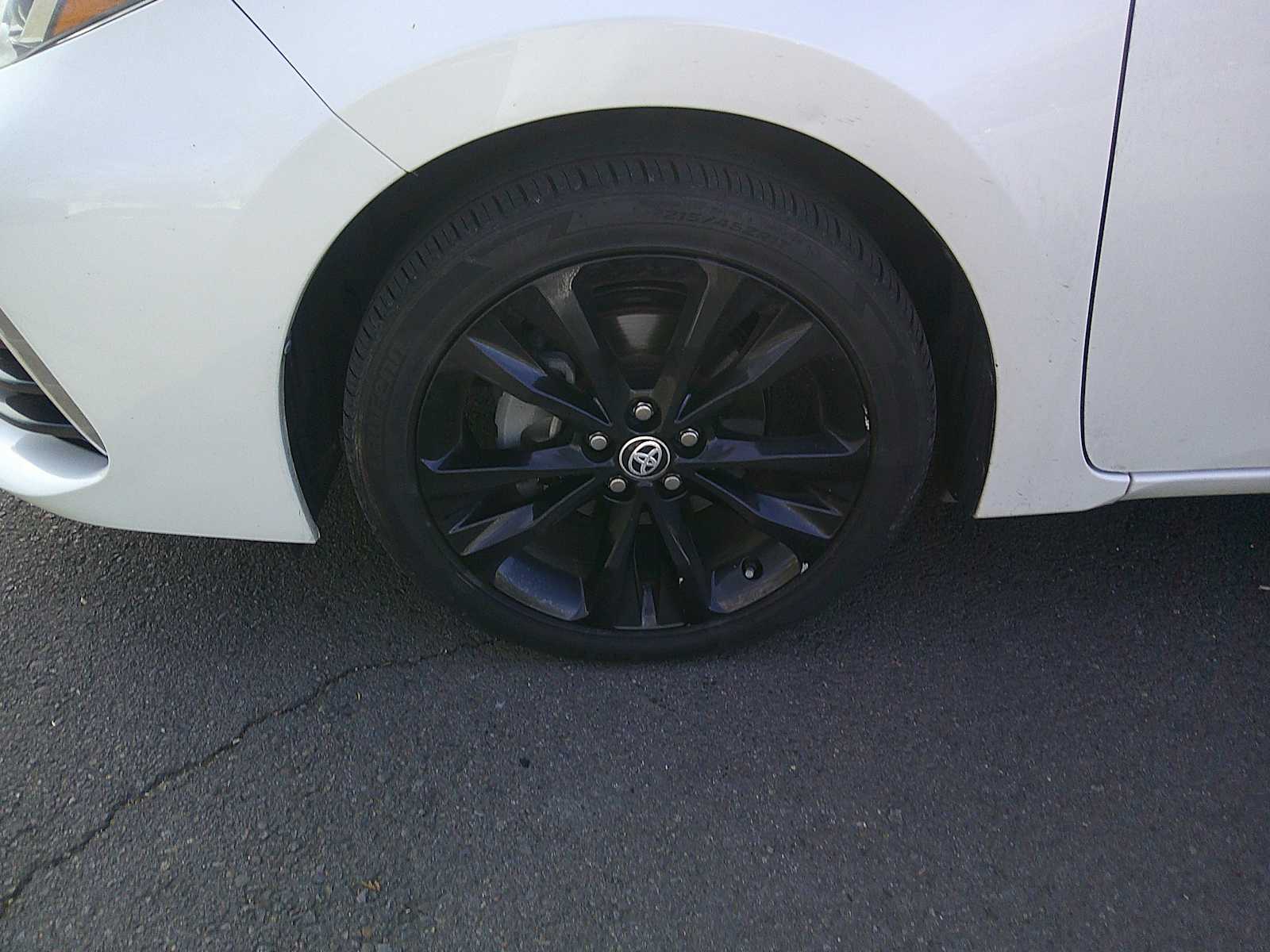 Thumbnail: 2018 Toyota Corolla - 9