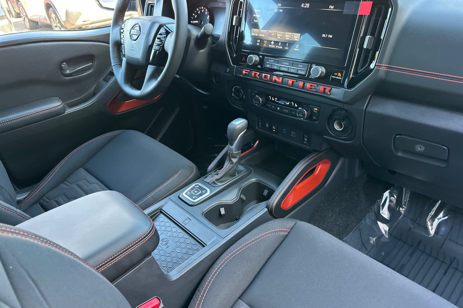 Thumbnail: 2026 Nissan Frontier - 15