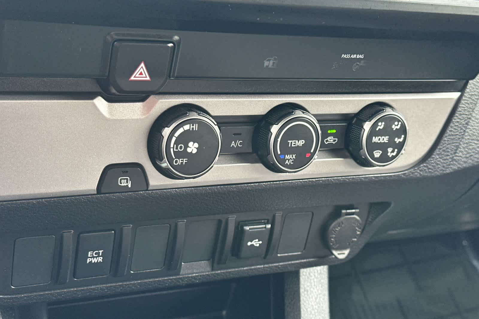 Thumbnail: 2023 Toyota Tacoma - 18