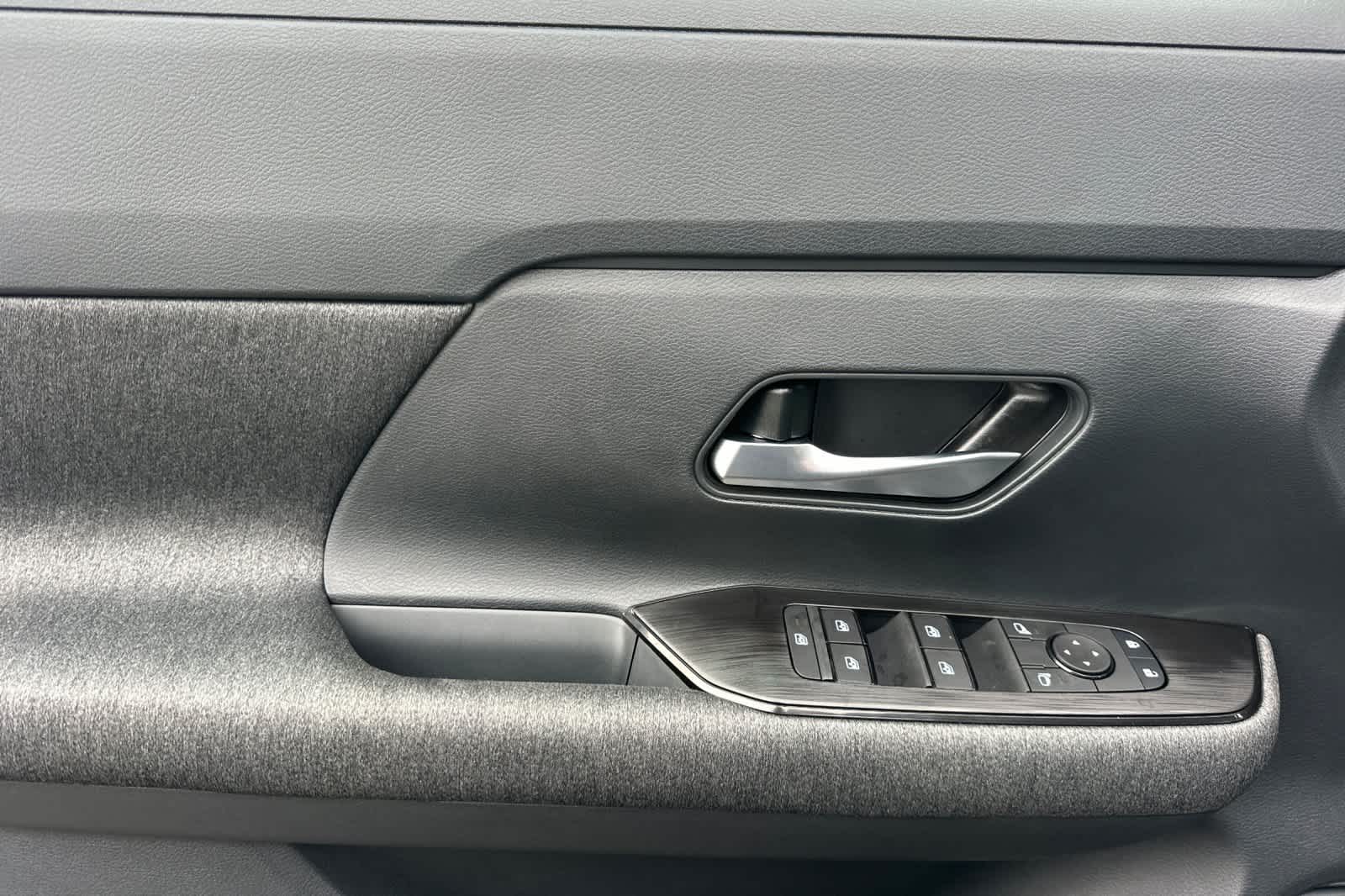 Thumbnail: 2026 Nissan Kicks - 12