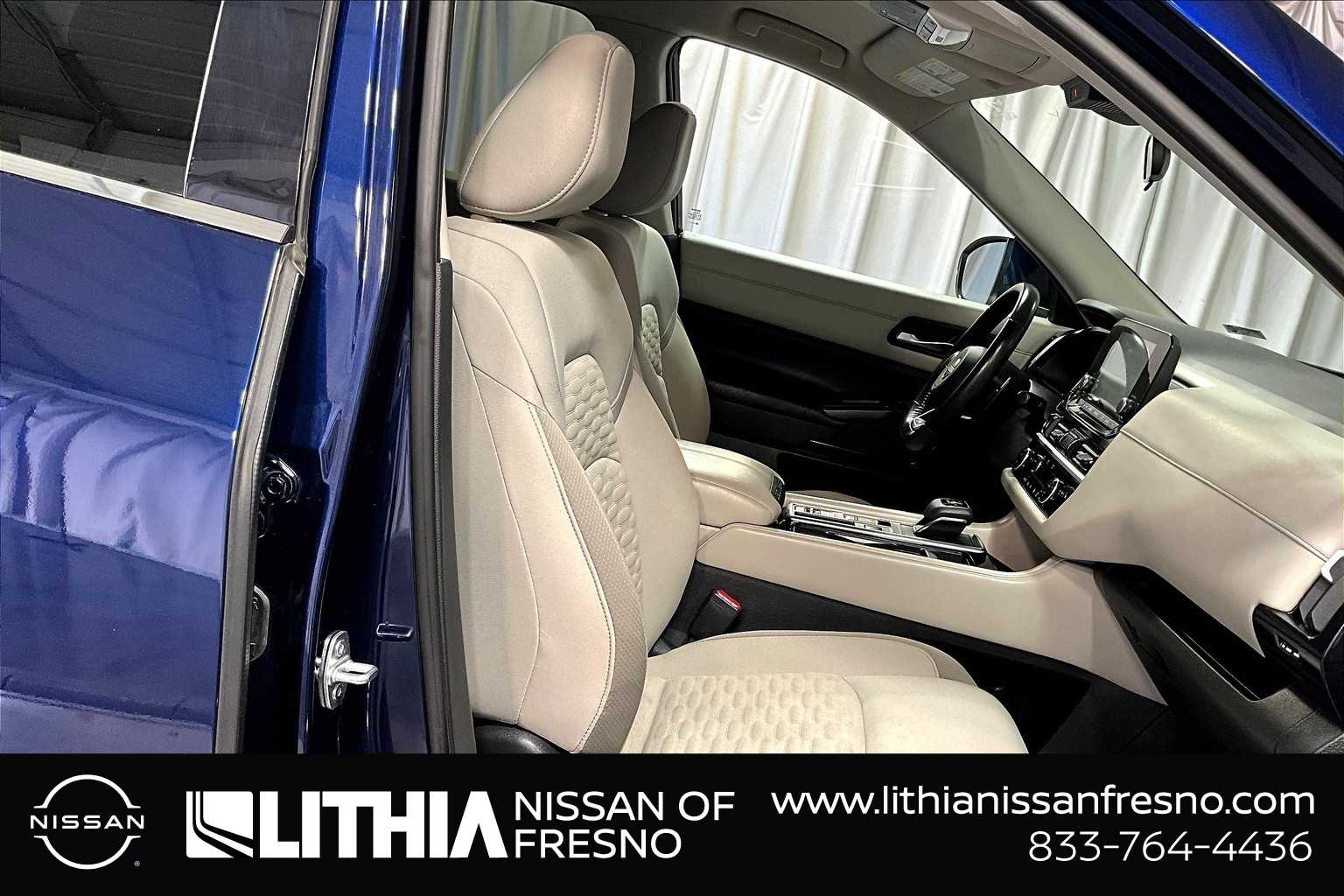 Thumbnail: 2022 Nissan Pathfinder - 13