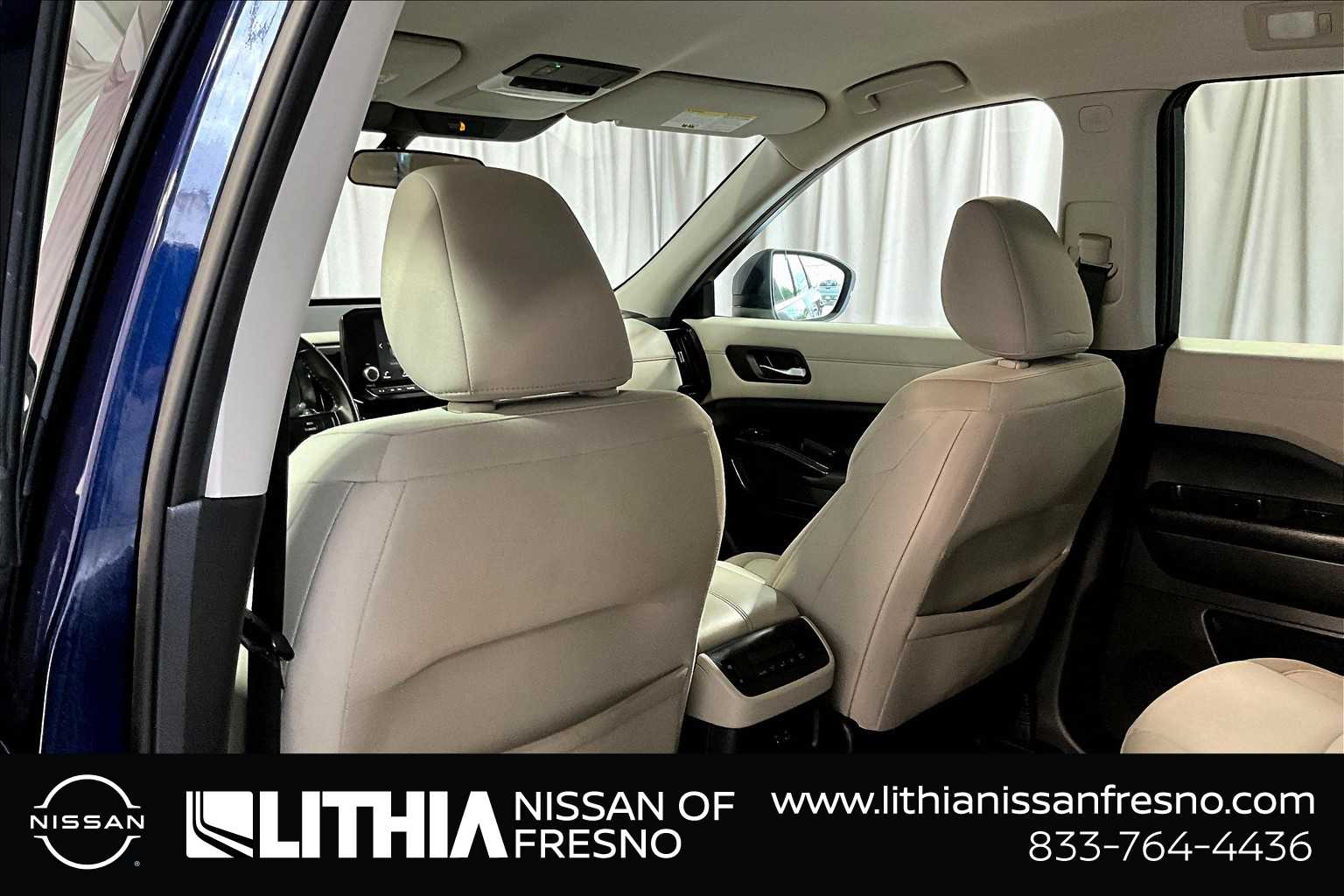 Thumbnail: 2022 Nissan Pathfinder - 12