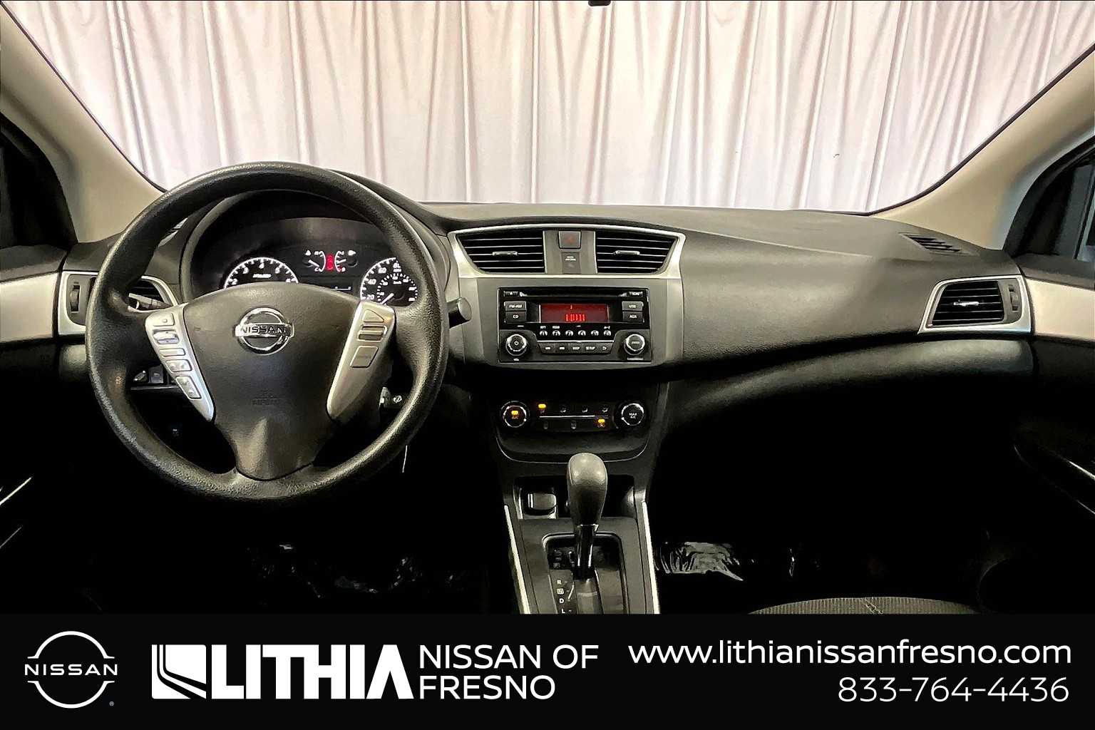 2016 Nissan Sentra SV 10