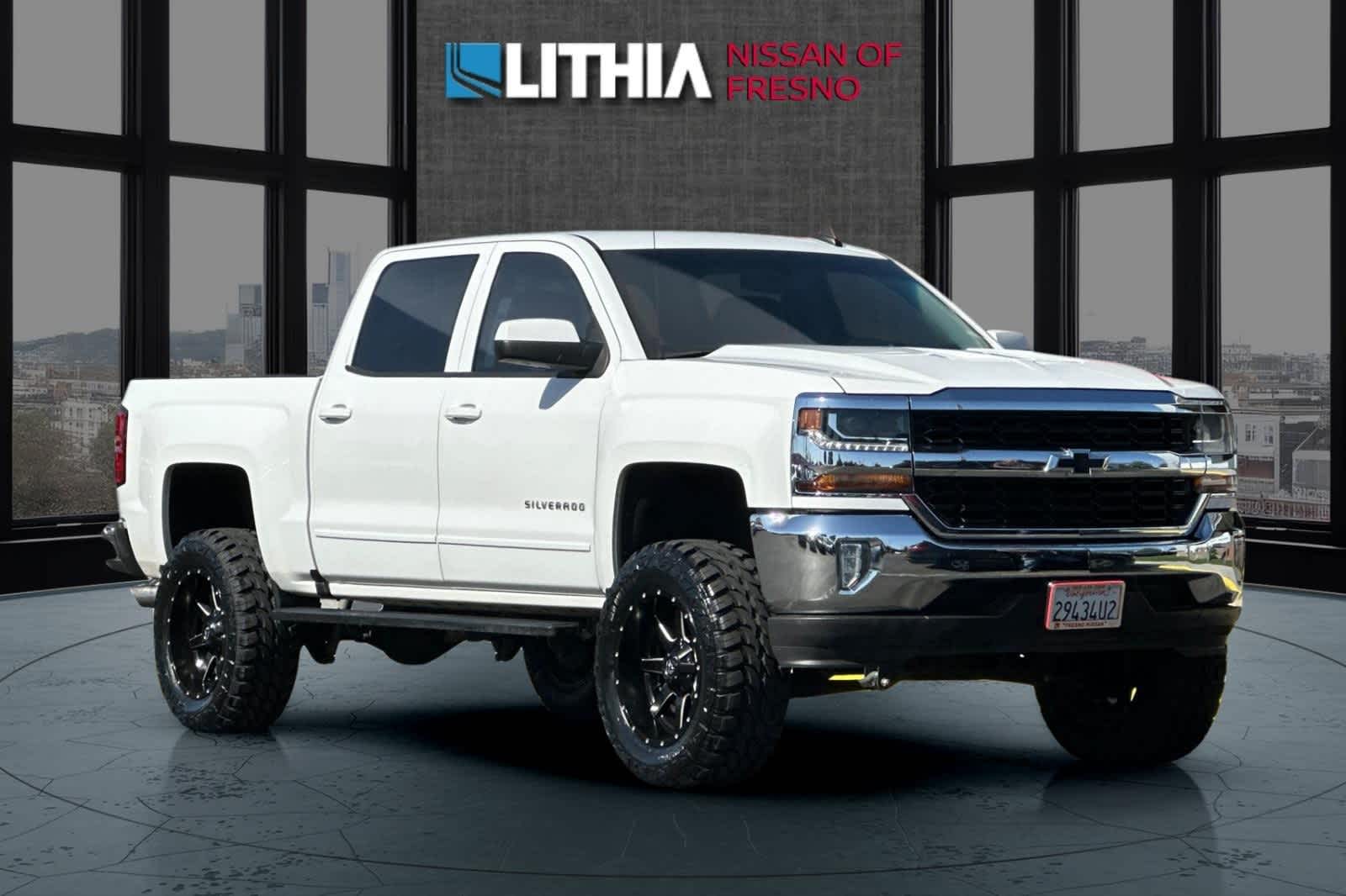 Thumbnail: 2018 Chevrolet Silverado 1500 - 9