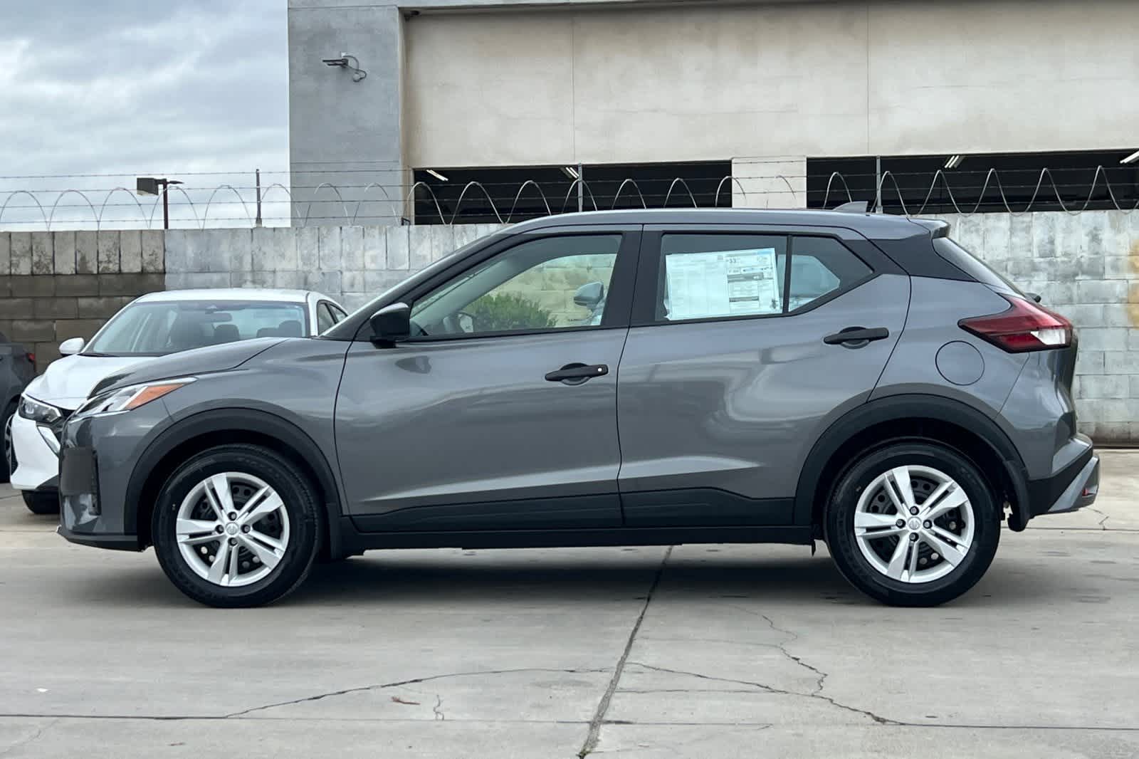 Thumbnail: 2025 Nissan Kicks - 5