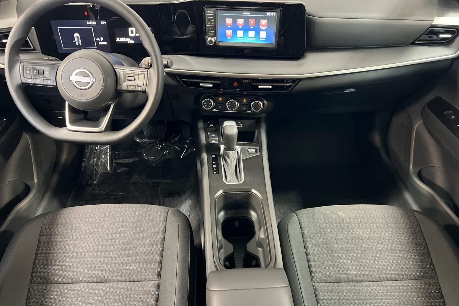 Thumbnail: 2025 Nissan Kicks - 3