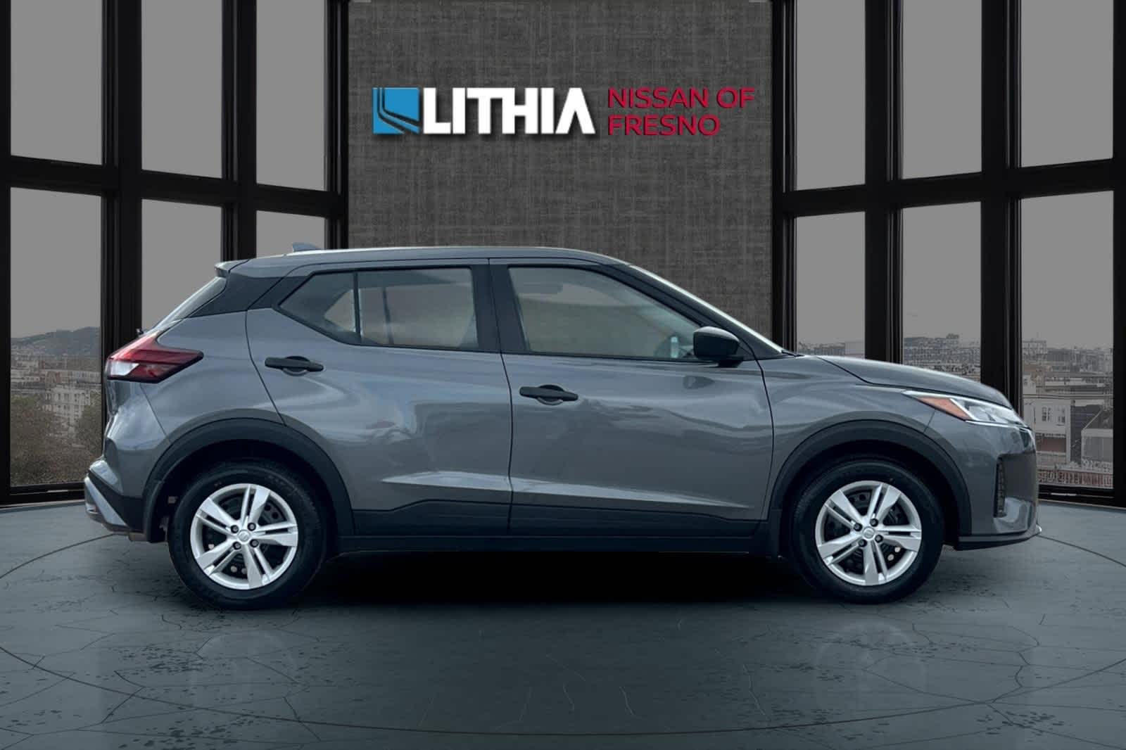 Thumbnail: 2025 Nissan Kicks - 8