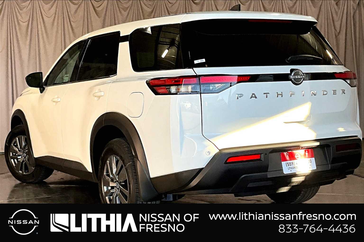 Thumbnail: 2024 Nissan Pathfinder - 4