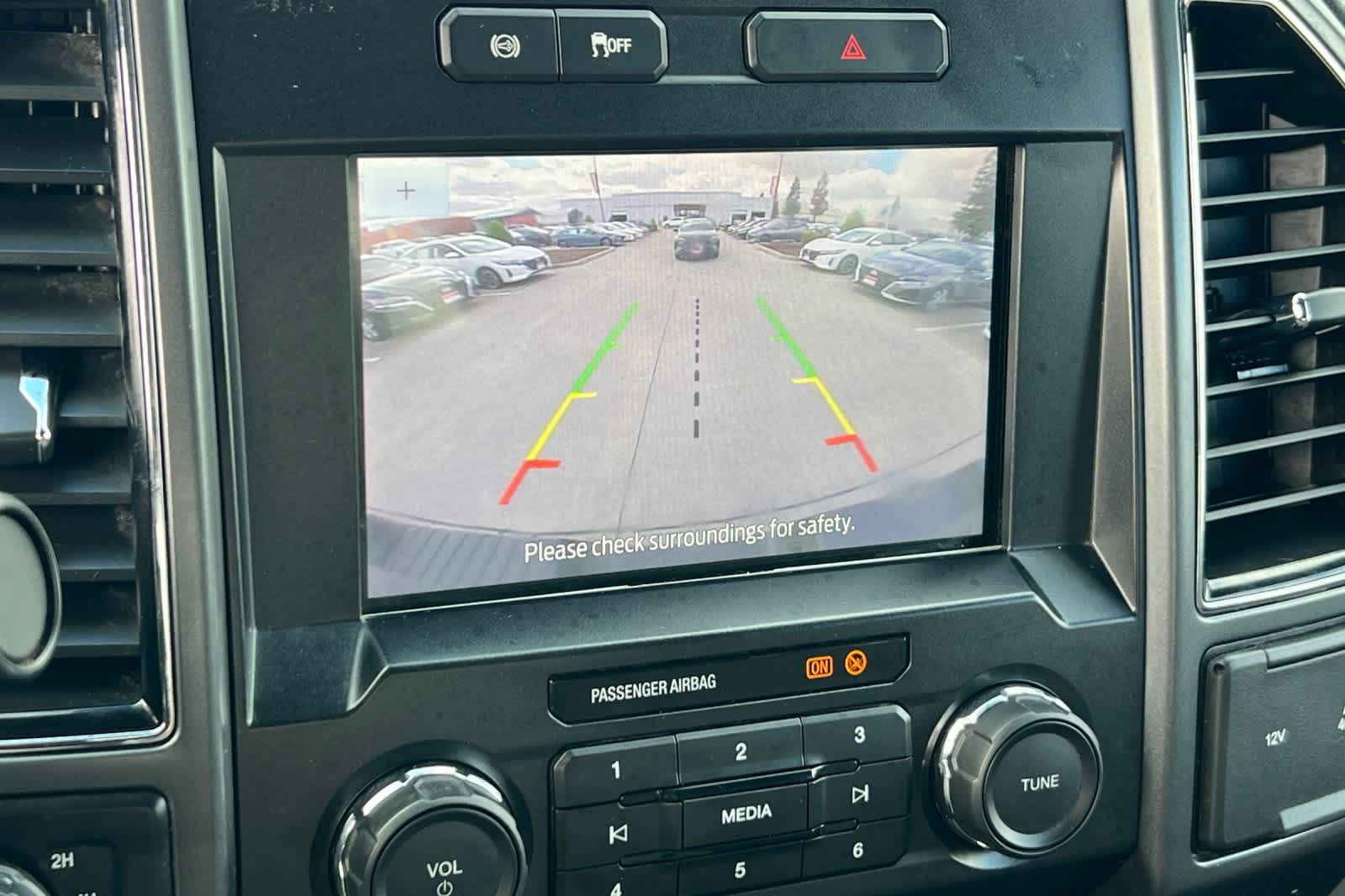 Thumbnail: 2022 Ford F-250 - 18