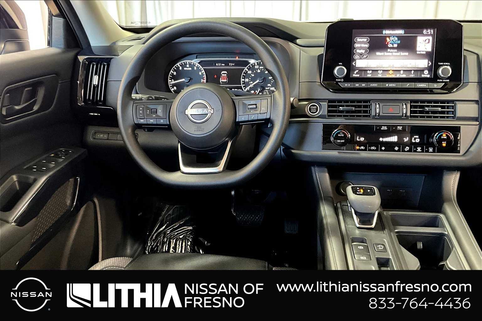 Thumbnail: 2024 Nissan Pathfinder - 15