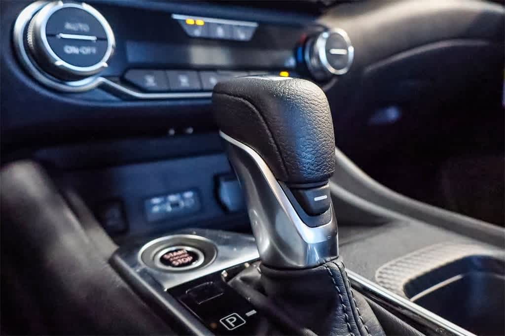 2025 Nissan Sentra SV 19