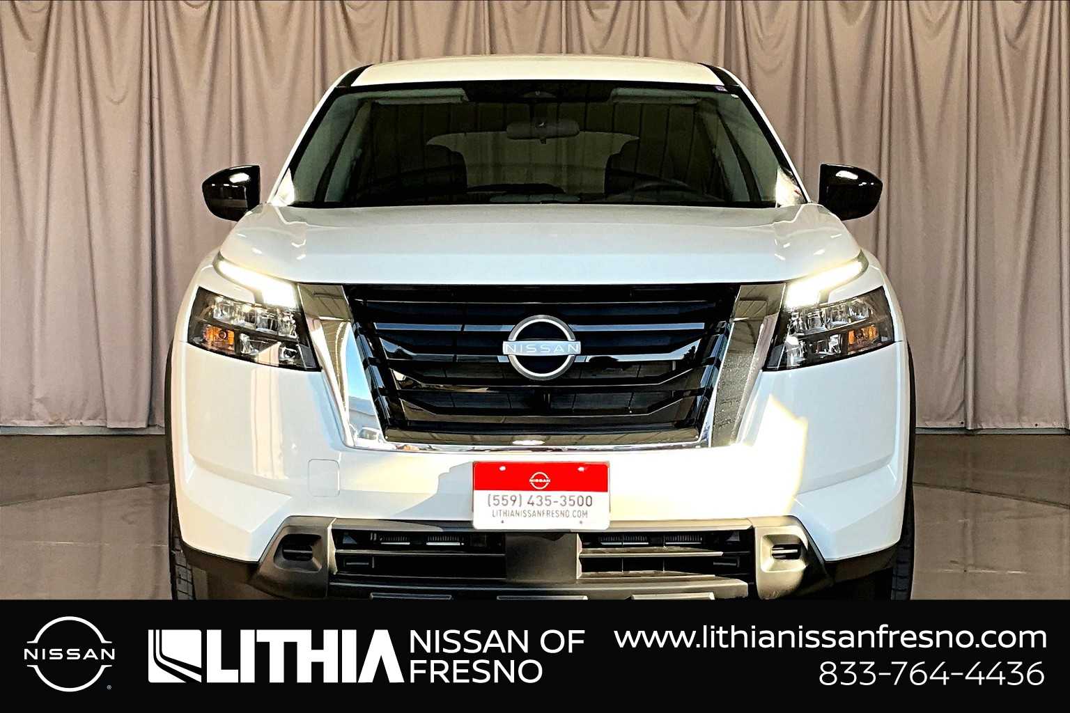 Thumbnail: 2024 Nissan Pathfinder - 6