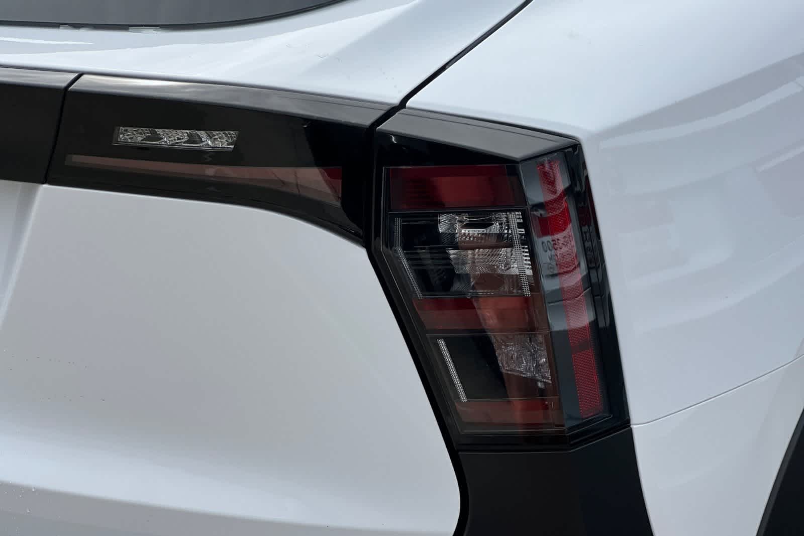 Thumbnail: 2025 Nissan Kicks - 26