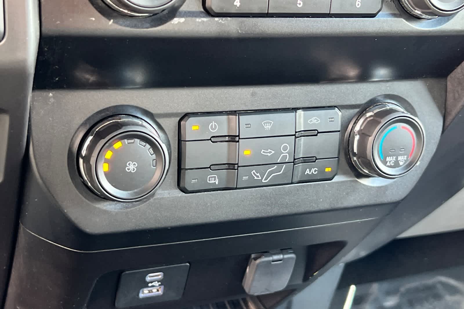 Thumbnail: 2022 Ford F-250 - 19