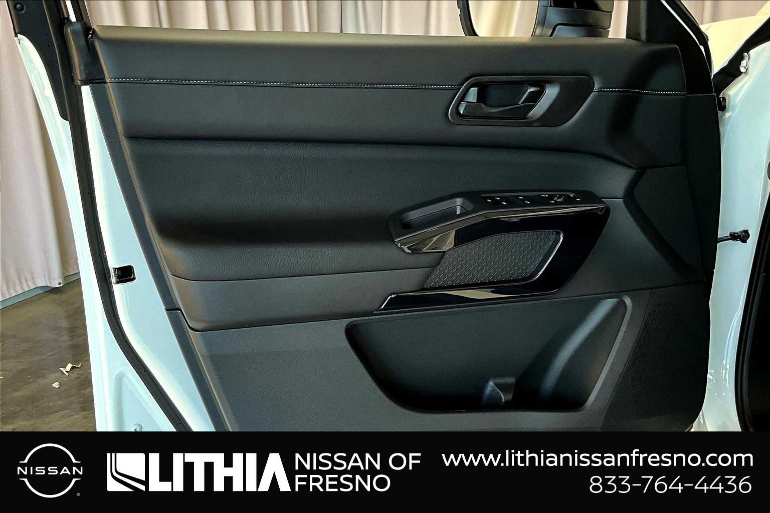 Thumbnail: 2024 Nissan Pathfinder - 27
