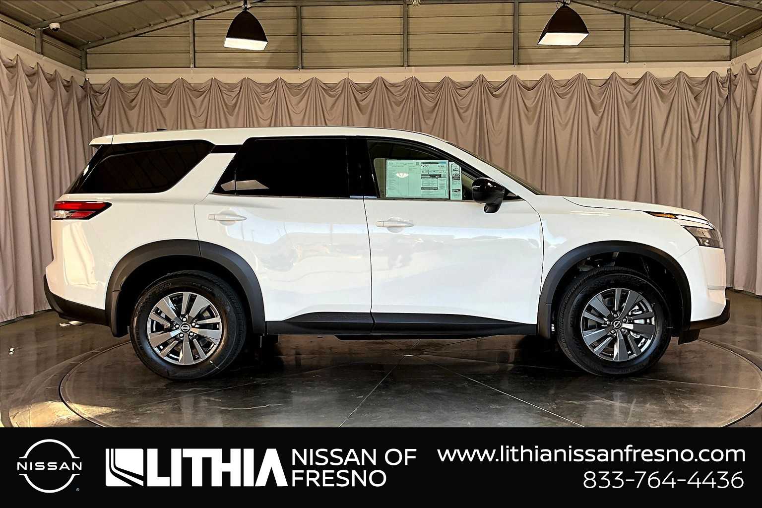 Thumbnail: 2024 Nissan Pathfinder - 23