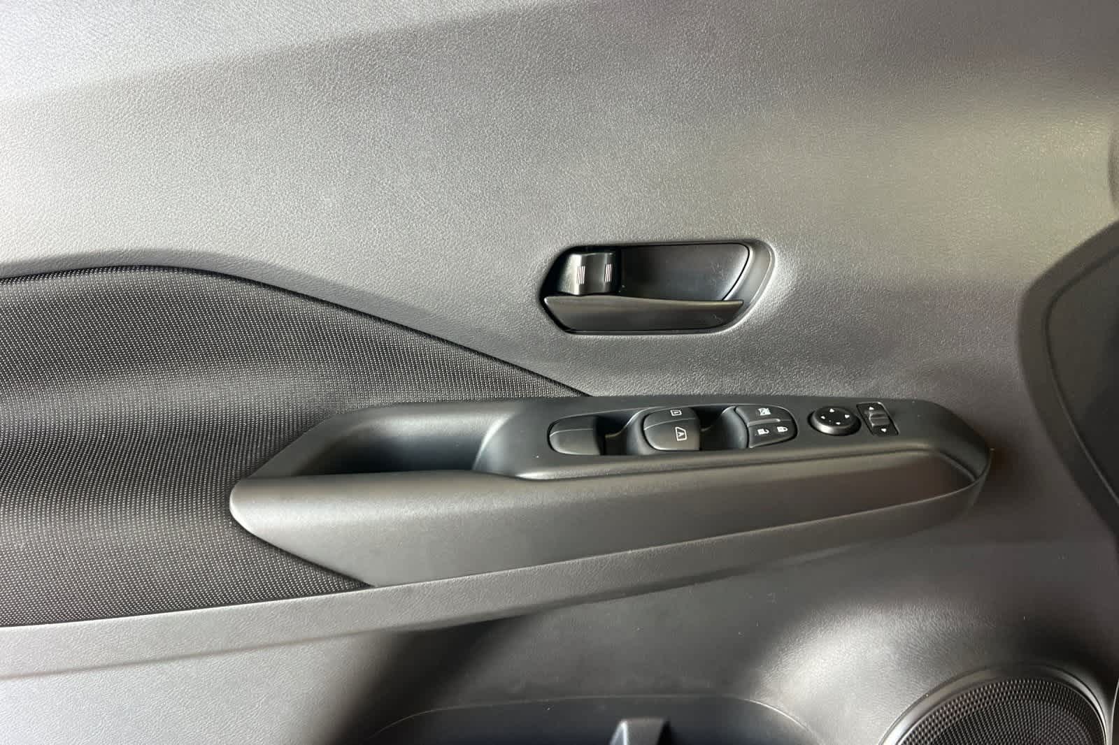 Thumbnail: 2025 Nissan Kicks - 12