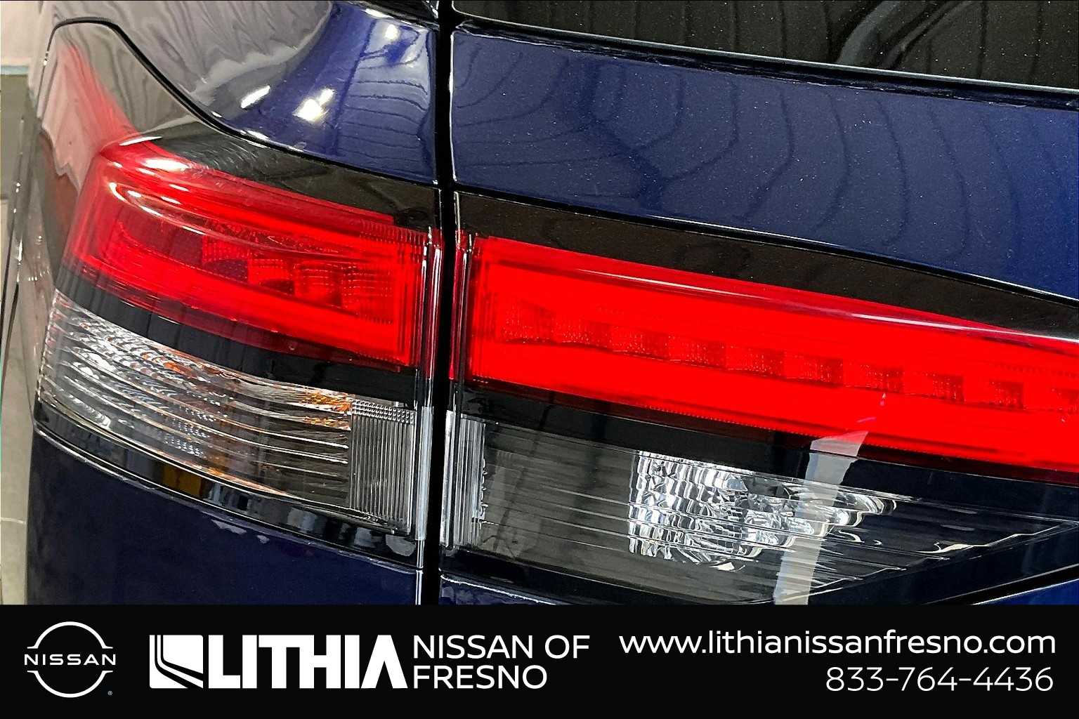 Thumbnail: 2022 Nissan Pathfinder - 32