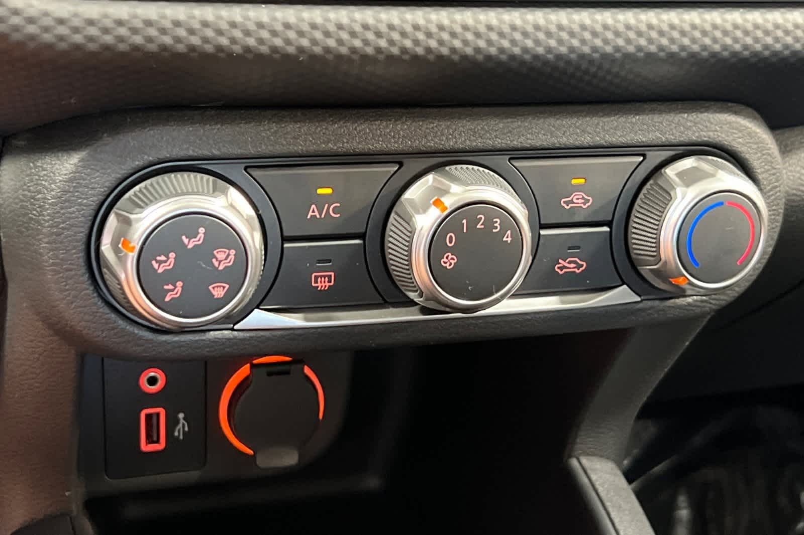 Thumbnail: 2025 Nissan Kicks - 20