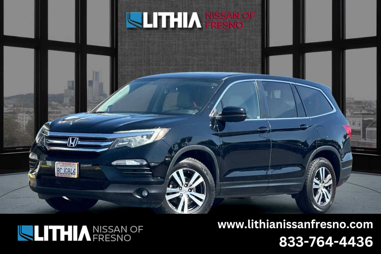 Thumbnail: 2017 Honda Pilot - 1