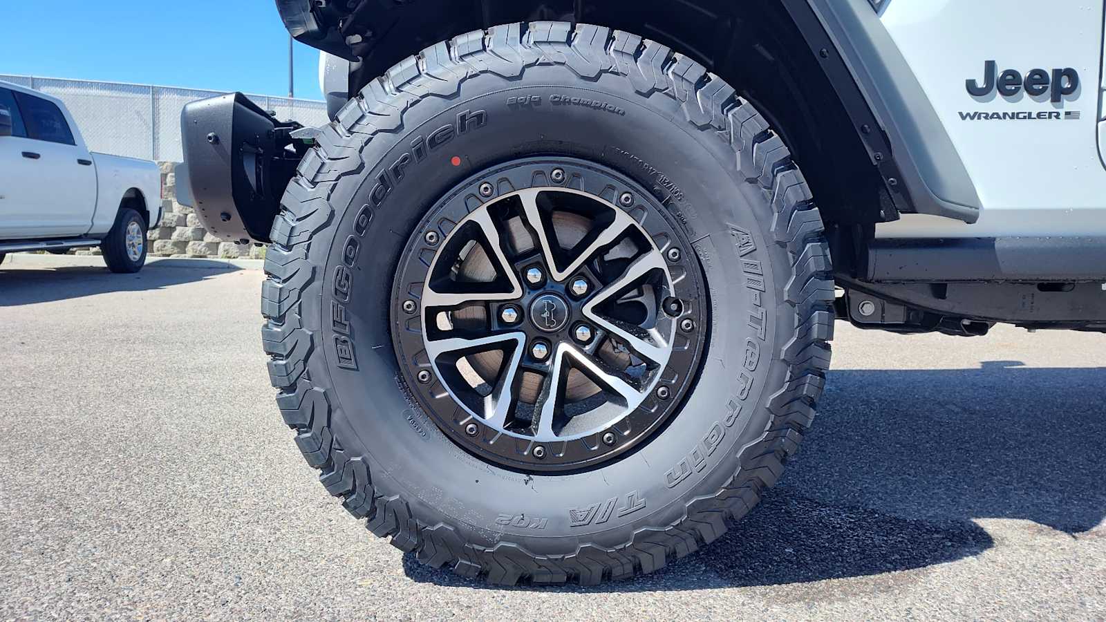 Thumbnail: 2026 Jeep Wrangler - 8