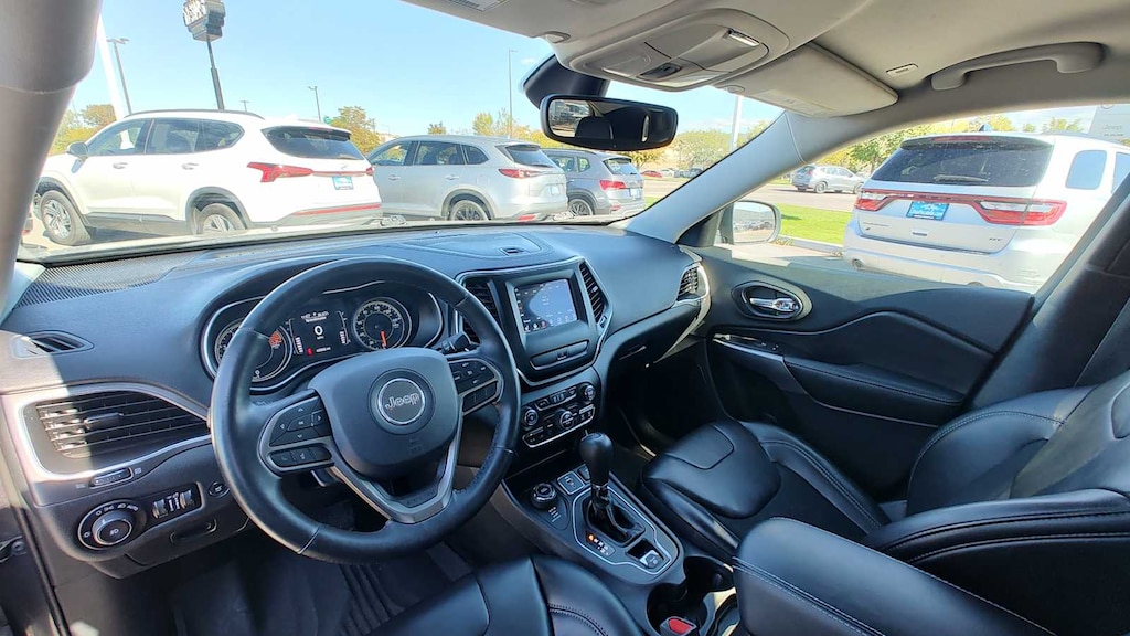 Used 2019 Jeep Cherokee Latitude Plus 4x4 SUV