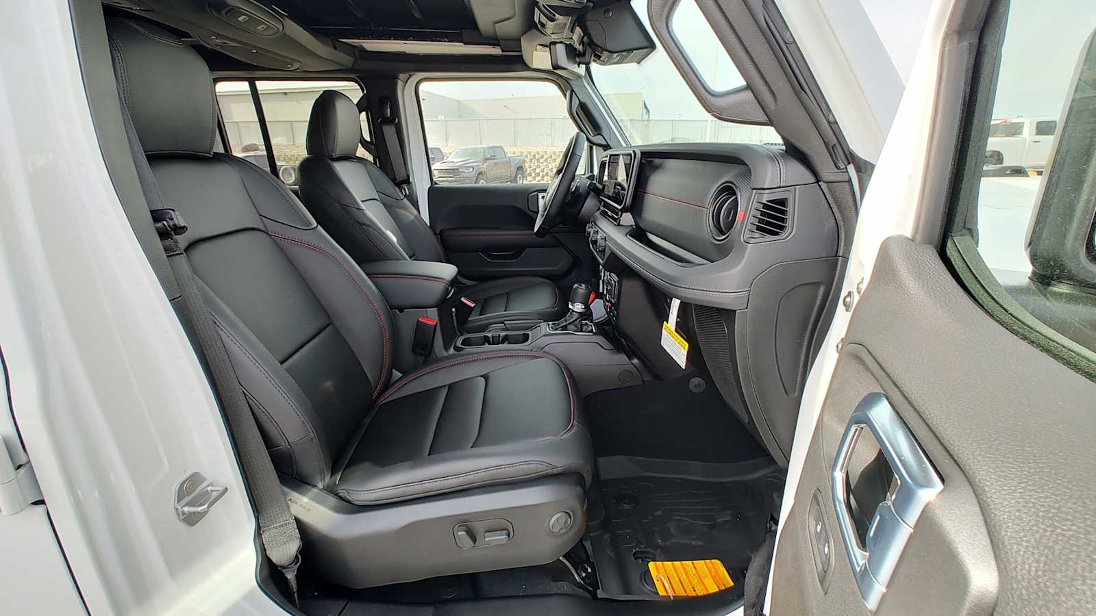 Thumbnail: 2026 Jeep Wrangler - 14