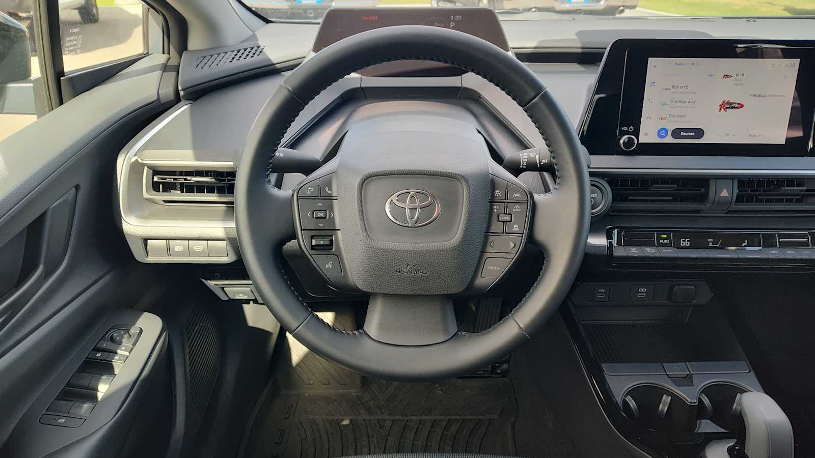 Thumbnail: 2024 Toyota Prius - 15