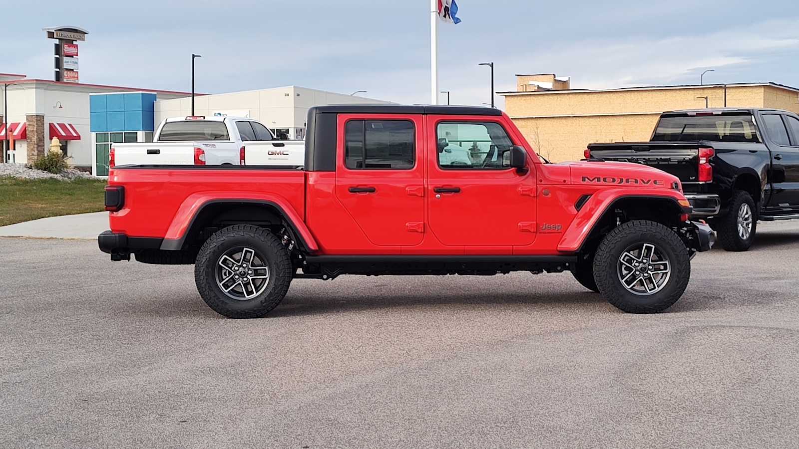 Thumbnail: 2026 Jeep Gladiator - 24