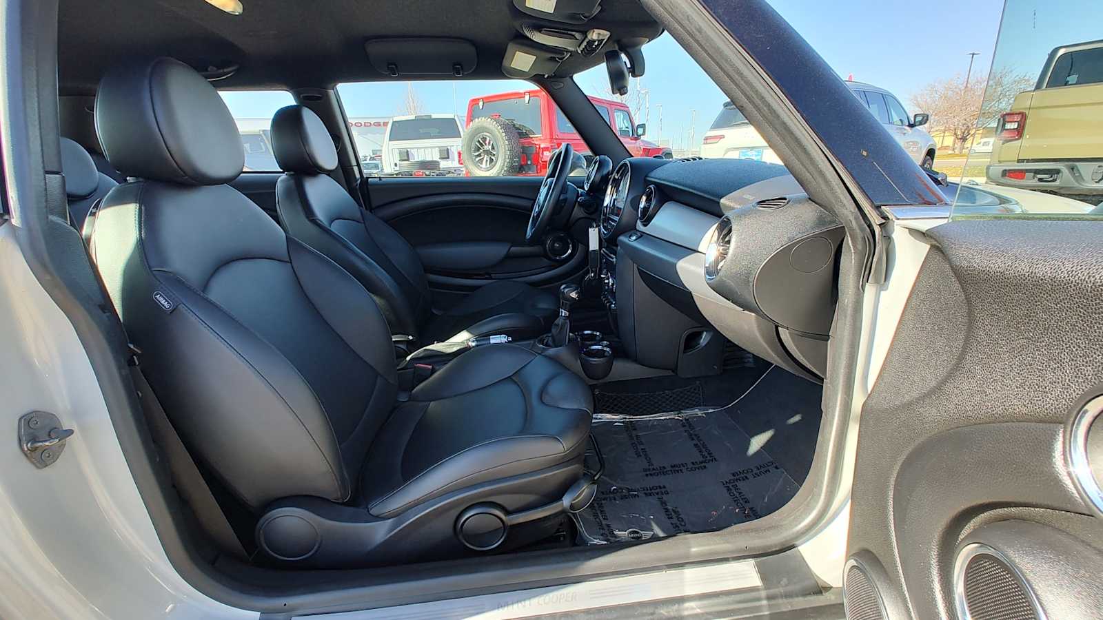 Thumbnail: 2012 MINI Cooper - 14