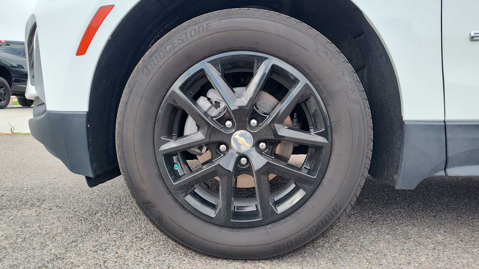Thumbnail: 2024 Chevrolet Equinox - 8