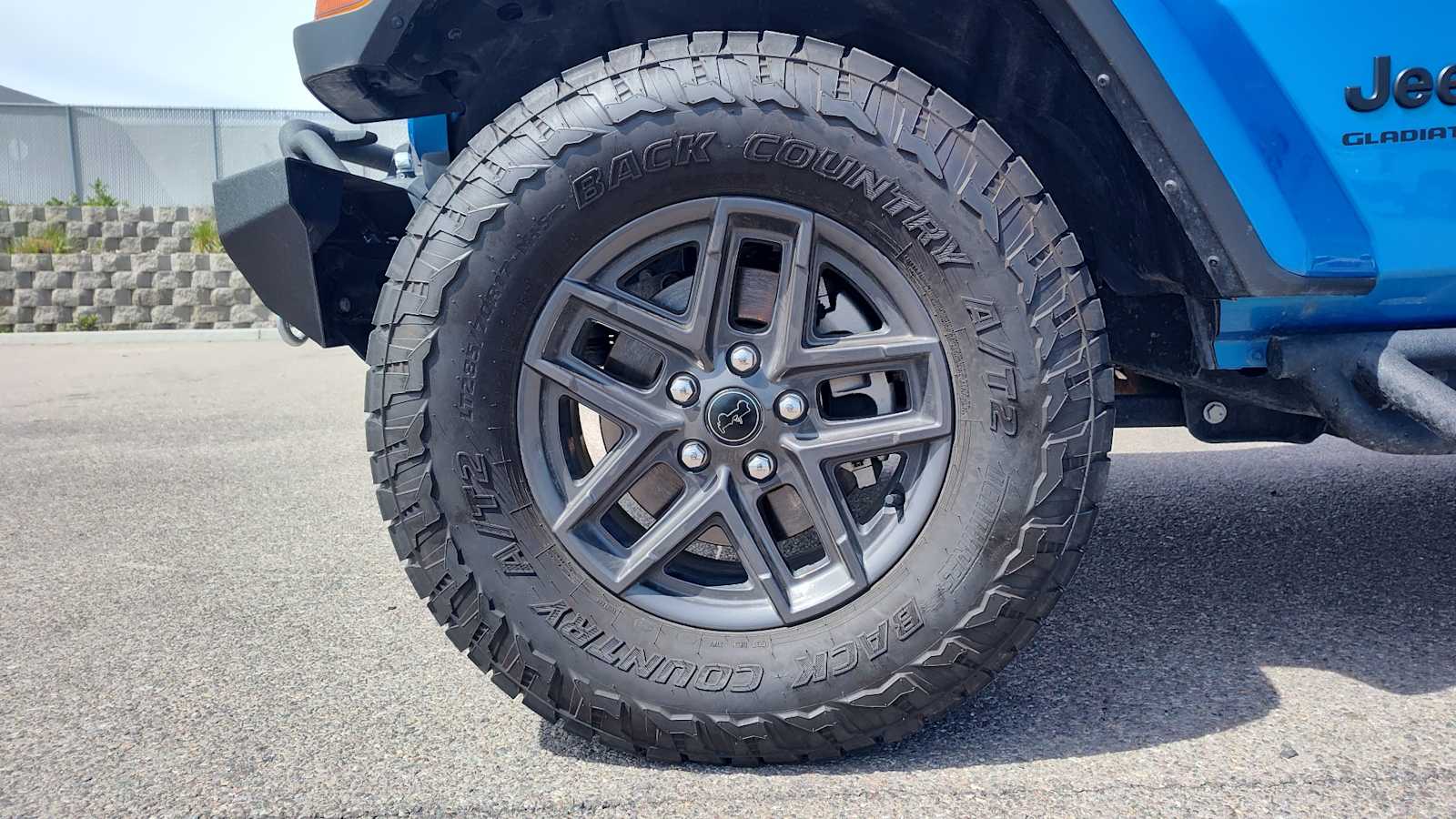 Thumbnail: 2024 Jeep Gladiator - 8