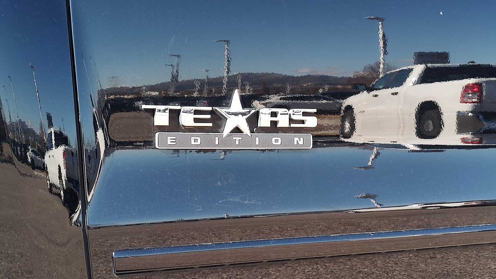 Thumbnail: 2018 Chevrolet Silverado 1500 - 22