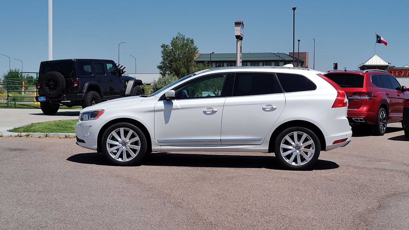 2017 Volvo XC60 T6 Inscription 3