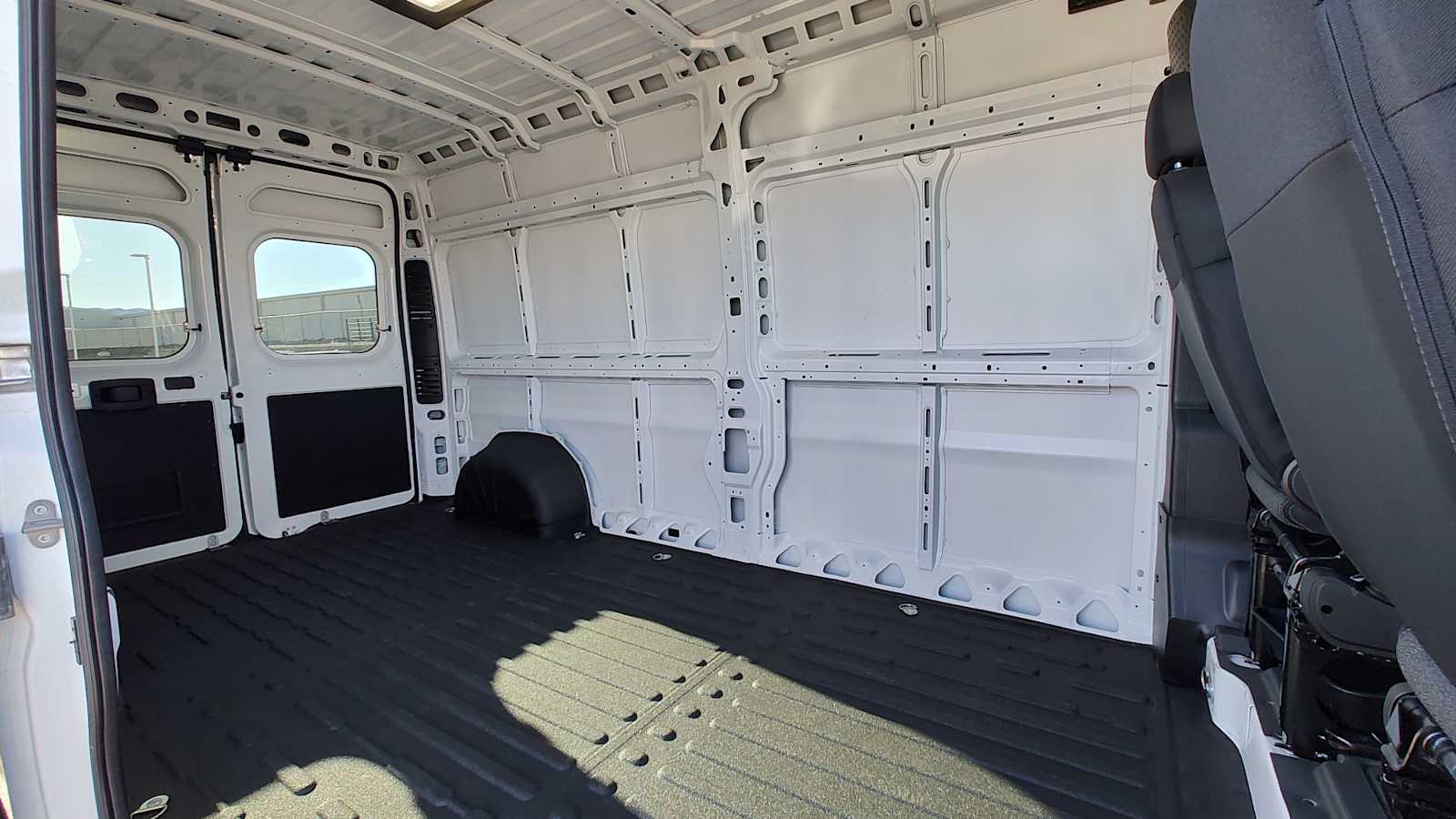 Thumbnail: 2026 RAM ProMaster - 13