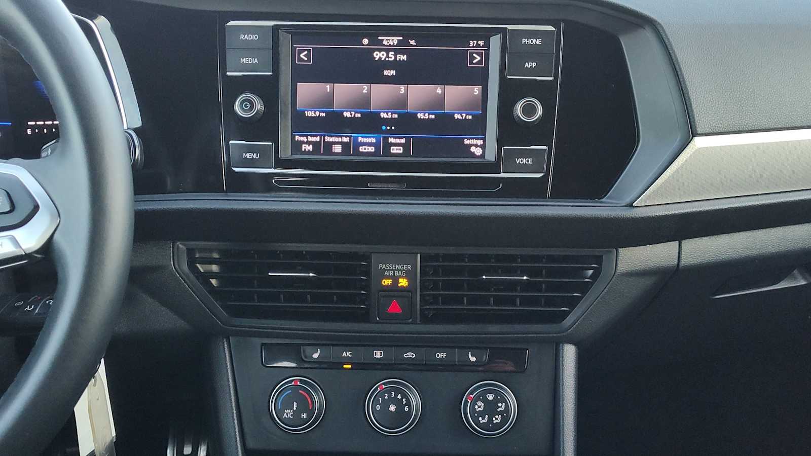 Thumbnail: 2024 Volkswagen Jetta - 16