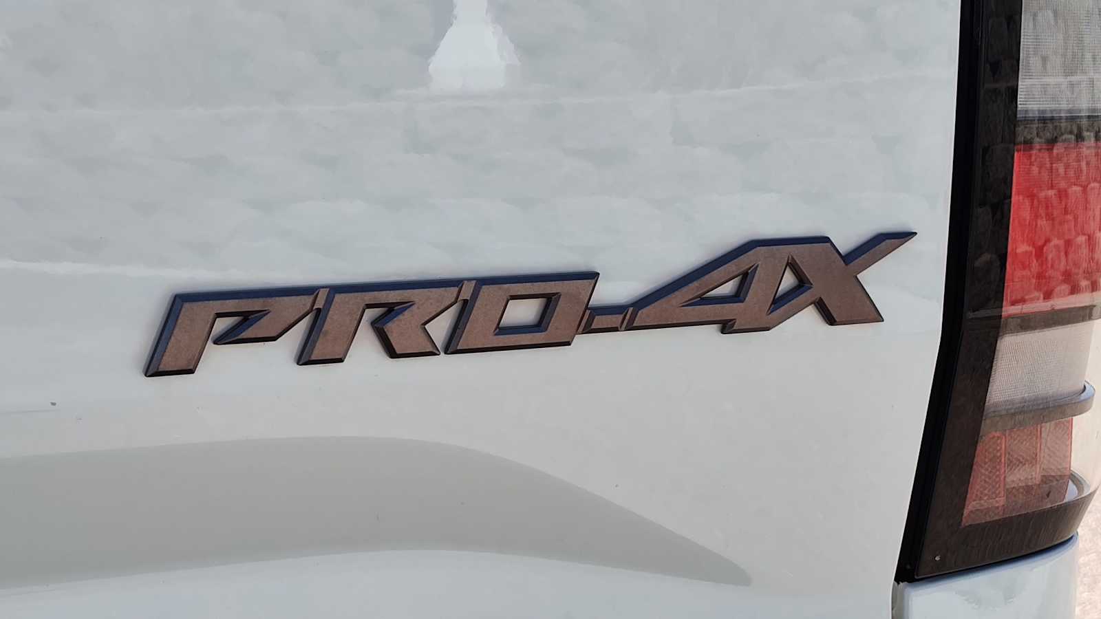 Thumbnail: 2023 Nissan Frontier - 7