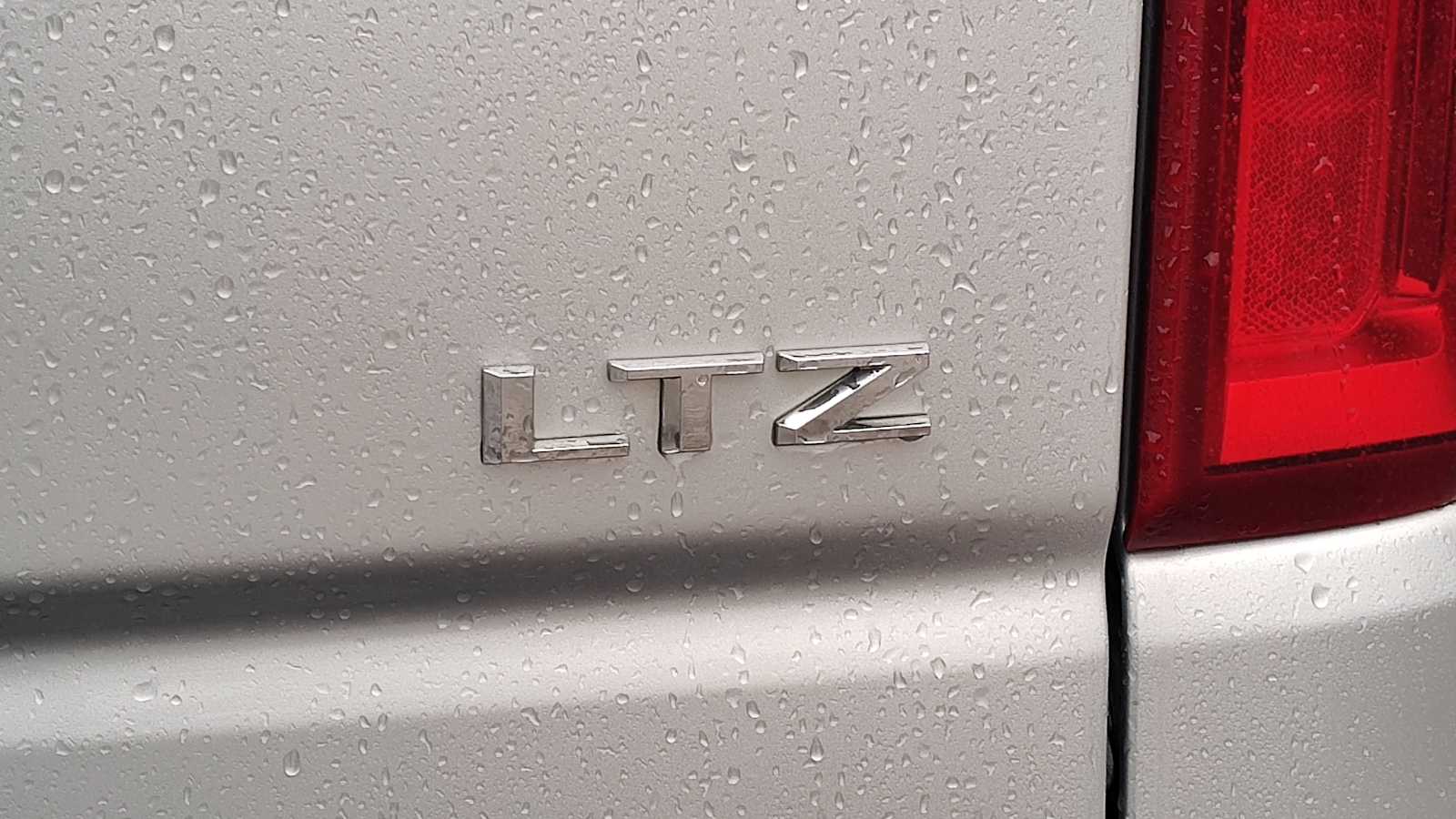 Thumbnail: 2019 Chevrolet Silverado 1500 - 24