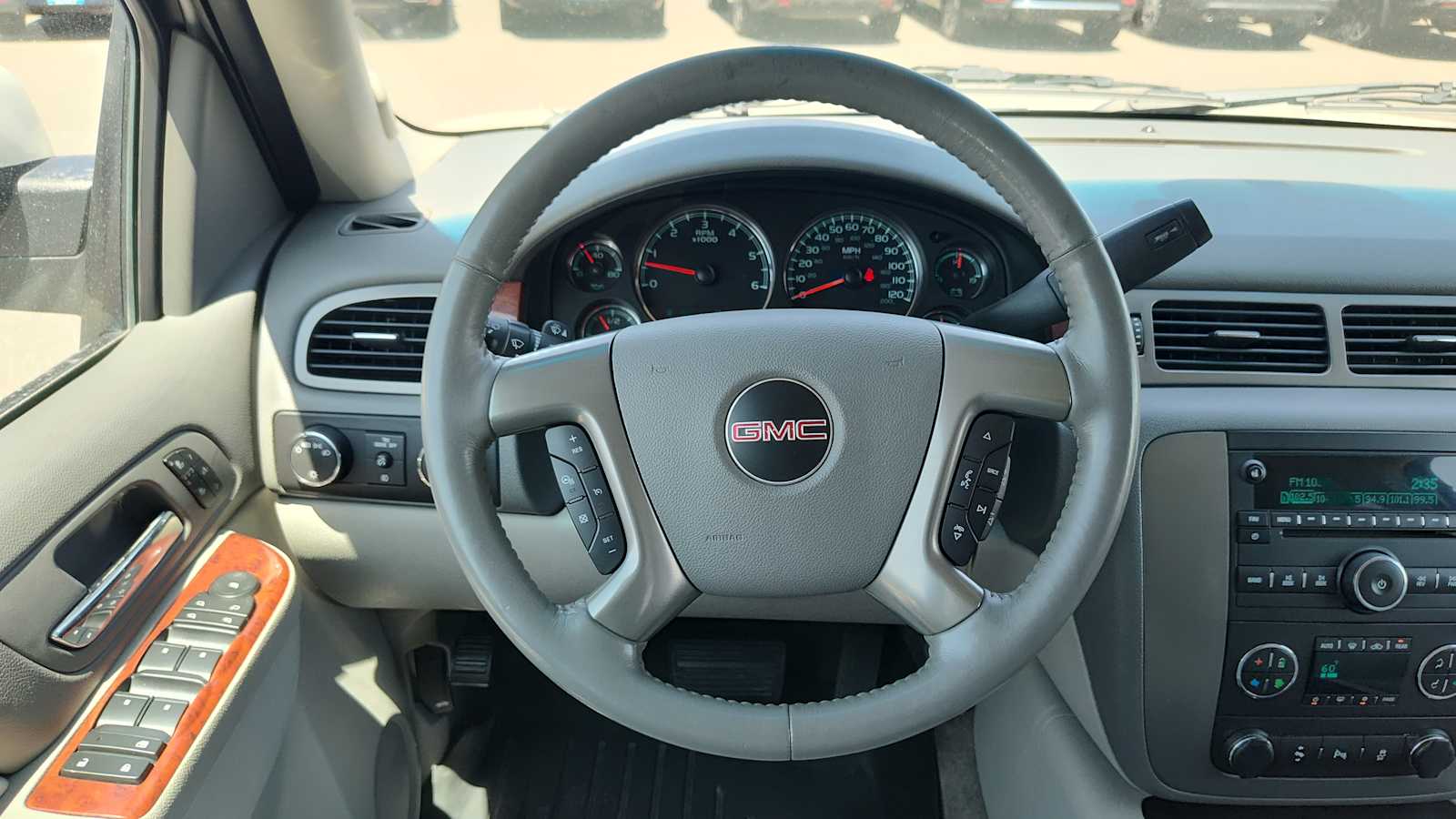 Thumbnail: 2012 GMC Yukon - 15