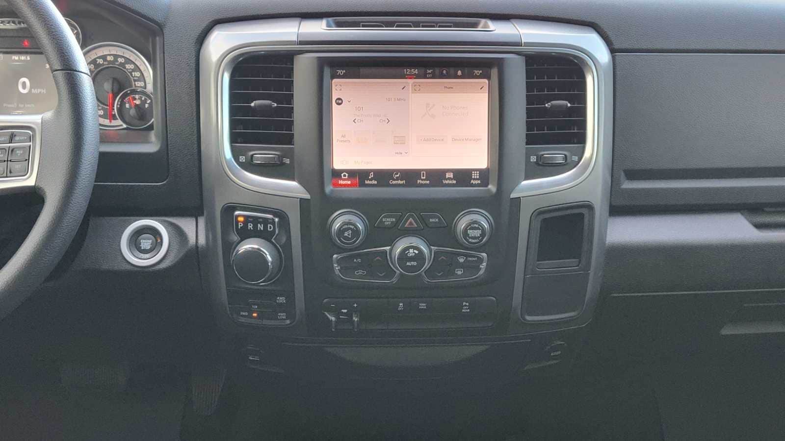 Thumbnail: 2024 RAM 1500 Classic - 16