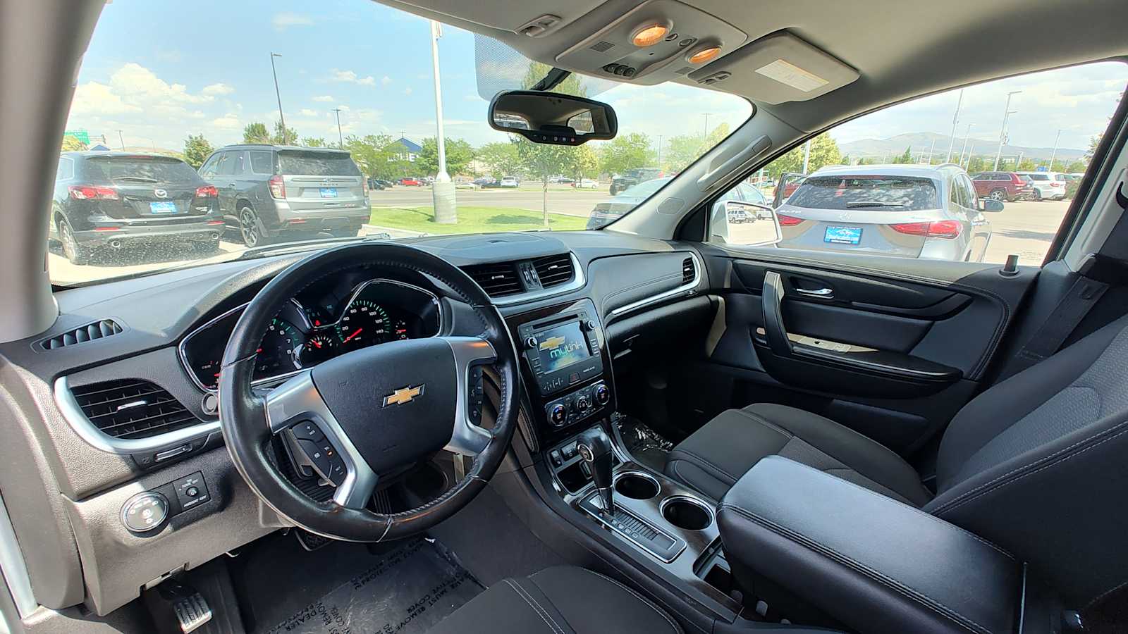 Thumbnail: 2016 Chevrolet Traverse - 2