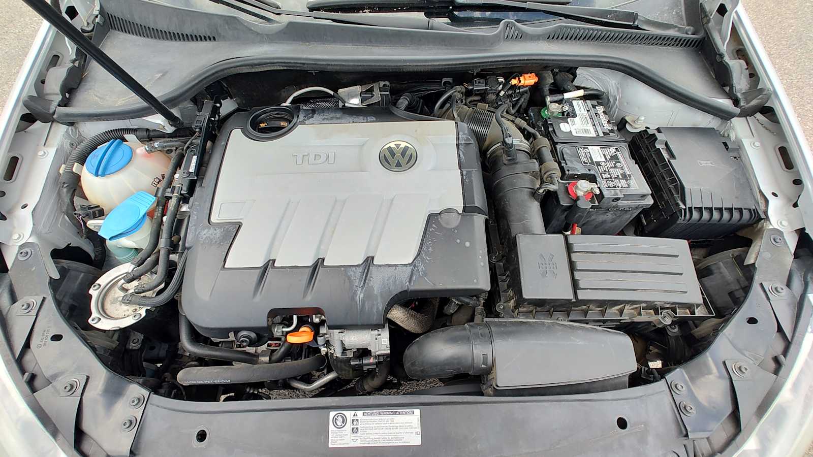 Thumbnail: 2011 Volkswagen Jetta - 9