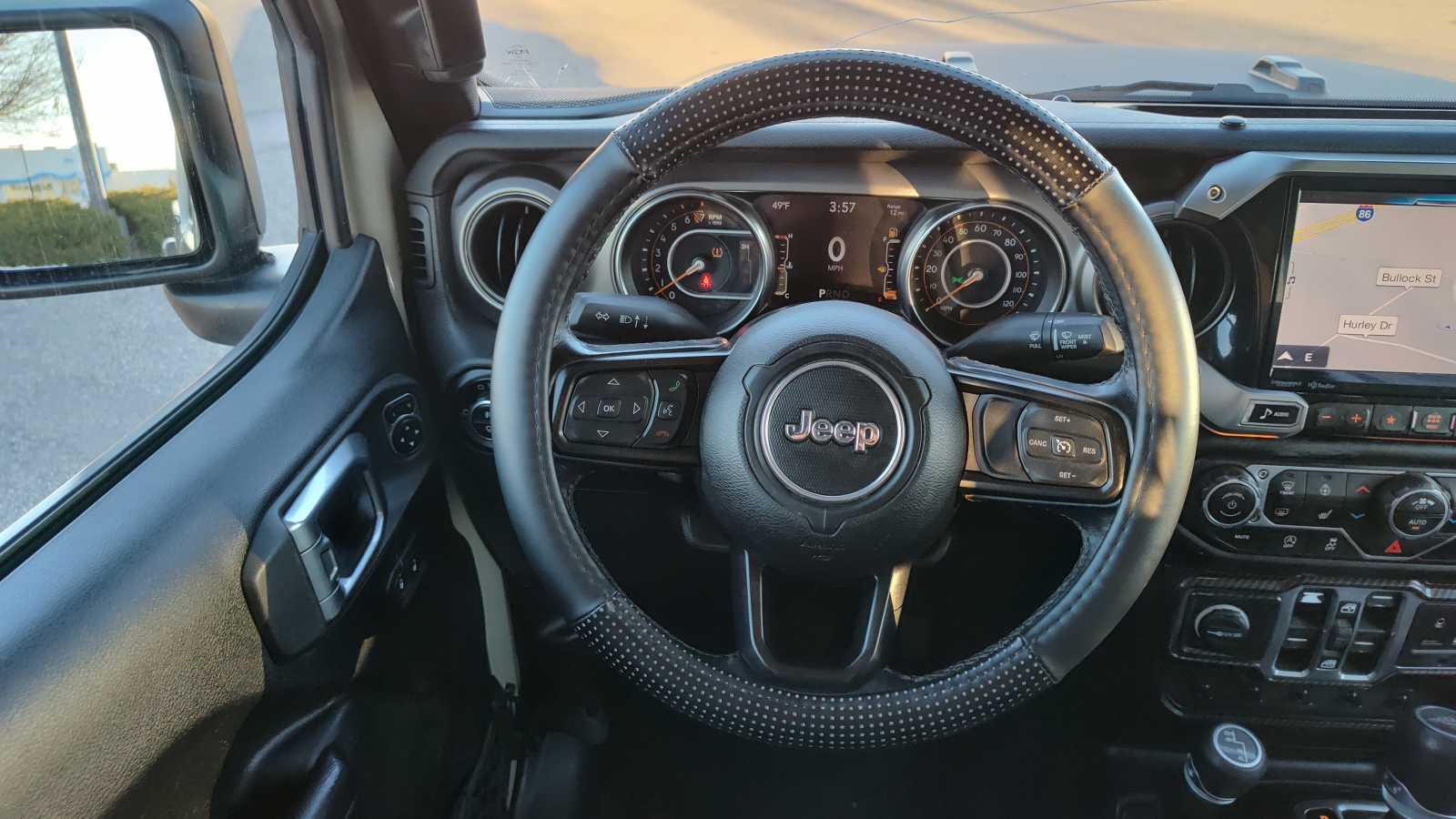 Thumbnail: 2020 Jeep Gladiator - 15