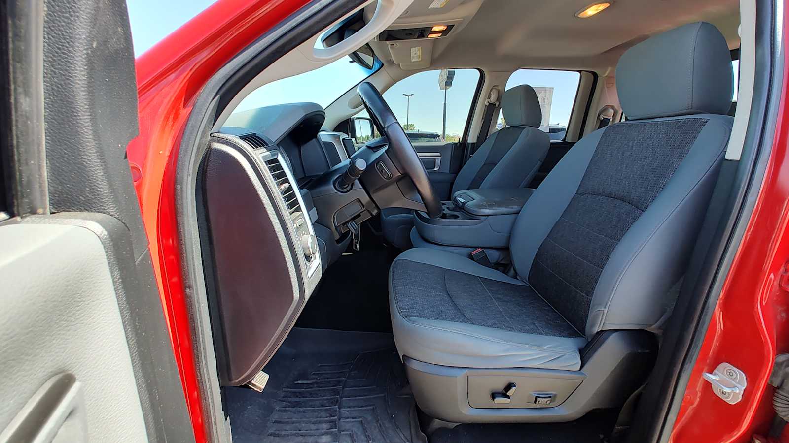 Thumbnail: 2014 RAM 1500 - 11
