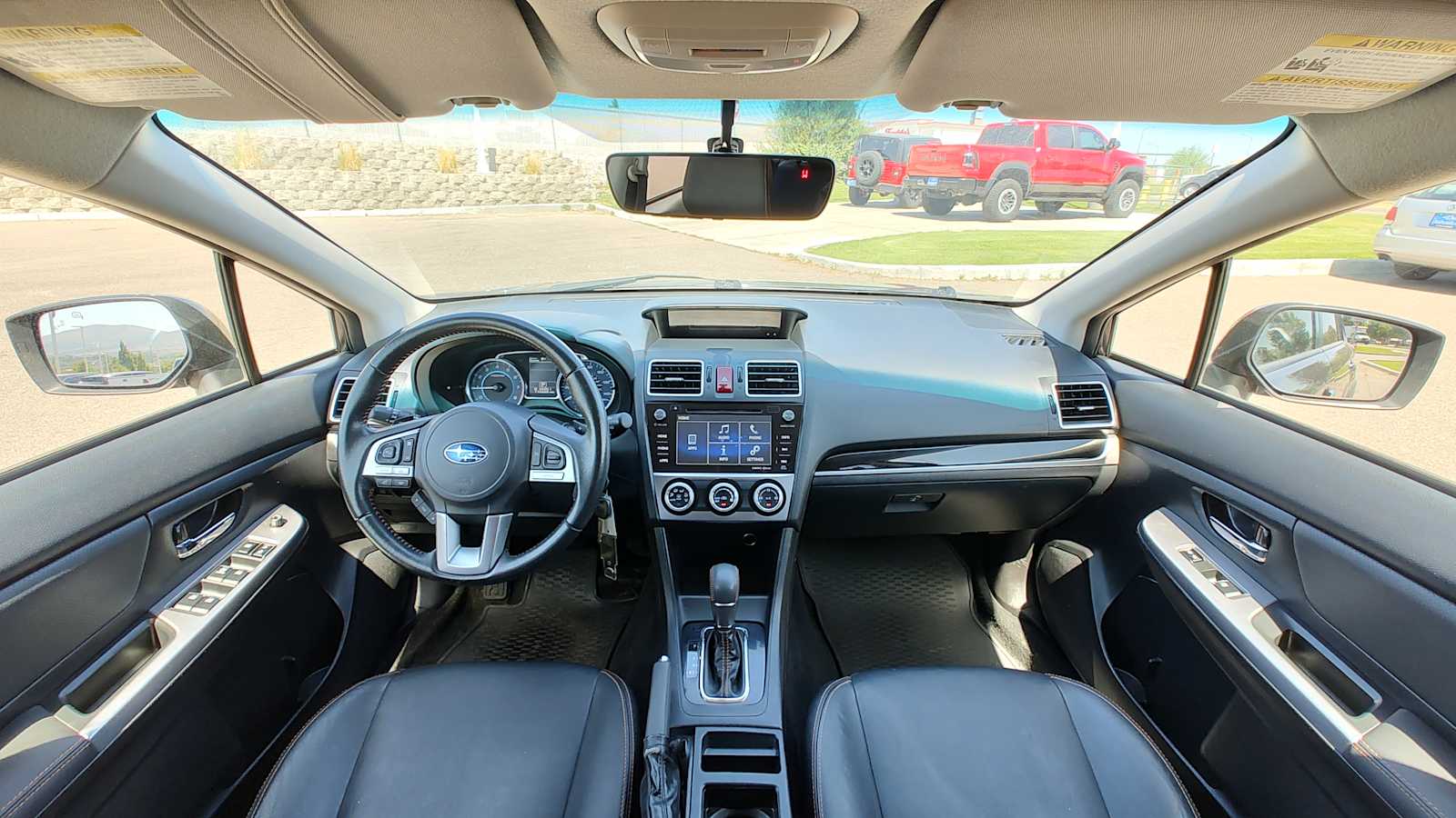Thumbnail: 2017 Subaru Crosstrek - 10