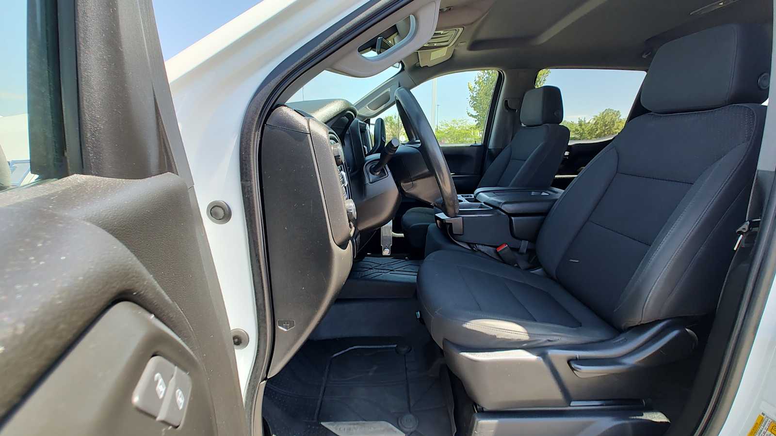 Thumbnail: 2021 Chevrolet Silverado 1500 - 11