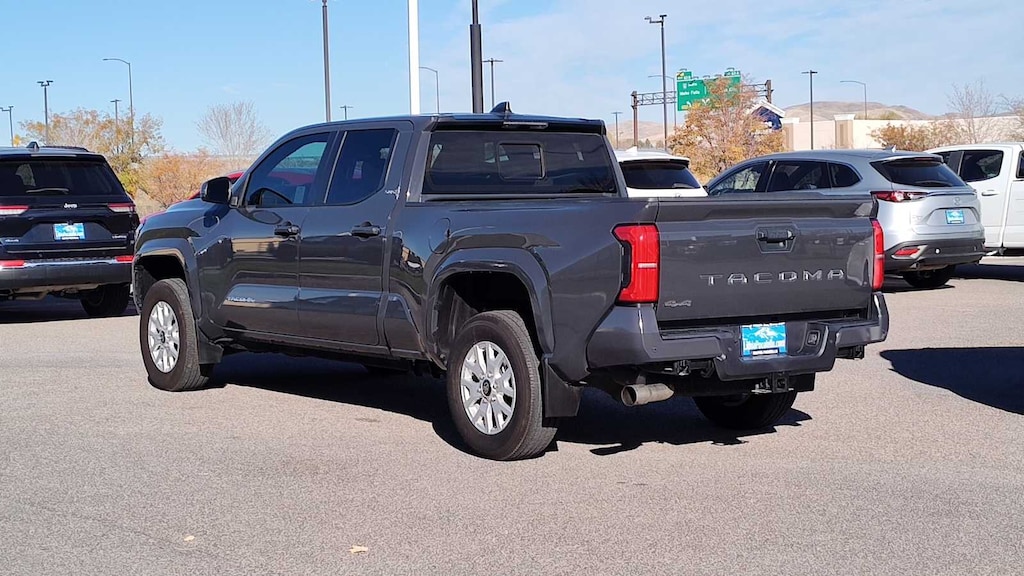 Used 2024 Toyota Tacoma SR5 Truck Double Cab