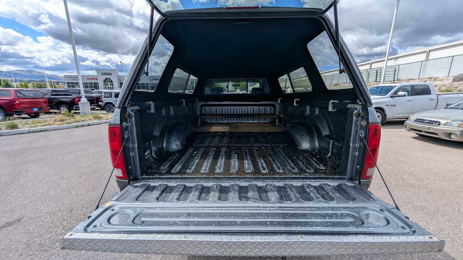 Thumbnail: 2006 Dodge Ram 3500 - 19