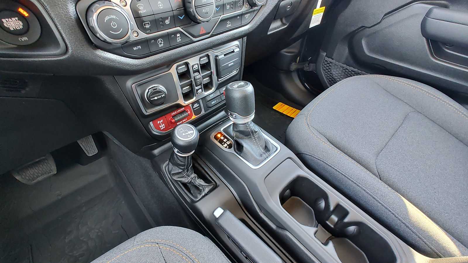 Thumbnail: 2026 Jeep Wrangler - 17